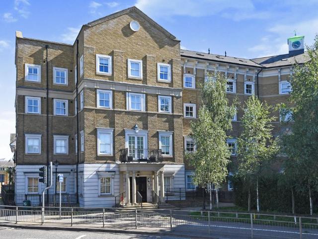 Flat for sale in Moulsham, Chelmsford