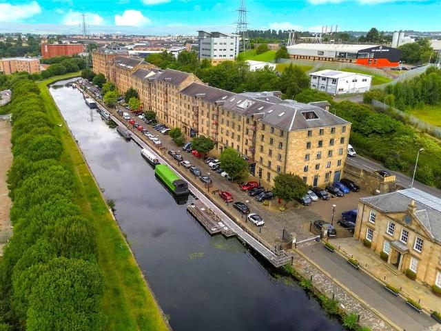 Flat for sale in Rockvilla, Scotland
