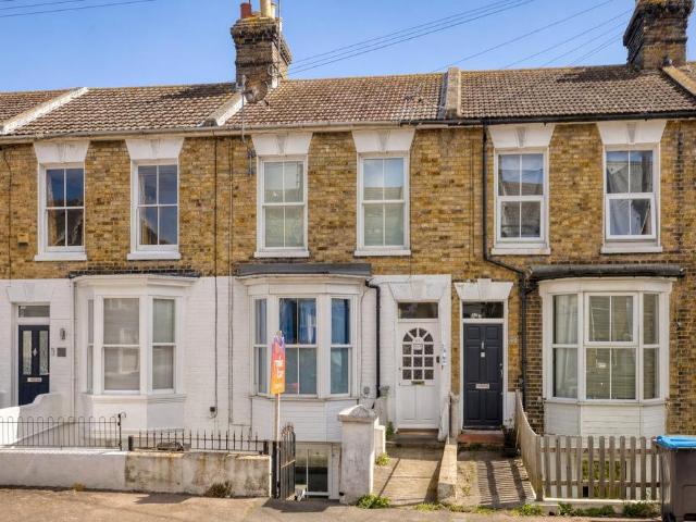 Flat for sale in St. Lawrence, Thanet