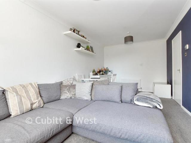 Flat for sale in Pachesham Park, Surrey
