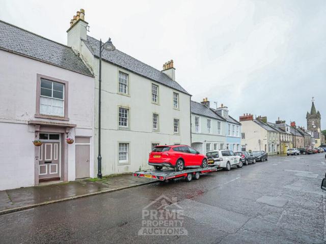 Flat for sale in Kirkcudbright, Scotland