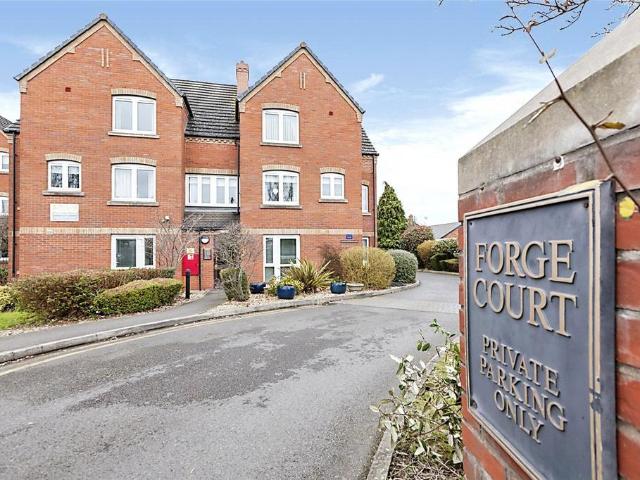 Flat for sale in Syston, Elmfield
