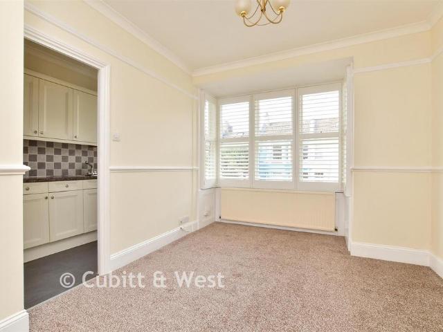 Flat for sale in Round Hill, Brighton & Hove