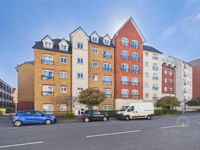 Flat for sale in Semilong, Northampton