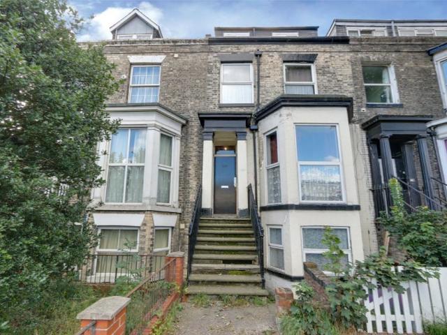 Flat for sale in Hull, City Of Kingston Upon Hull