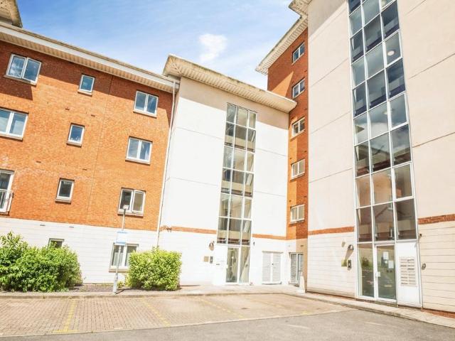 Flat for sale in Tiger Bay, Falcon Lodge