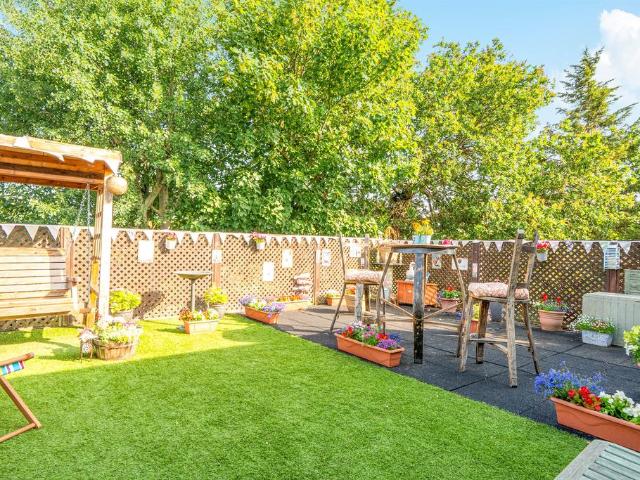 Flat for sale in Greater London