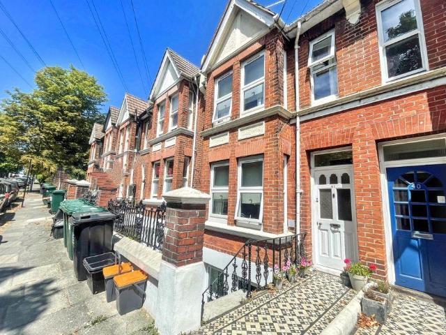 Flat for sale in Round Hill, Brighton & Hove