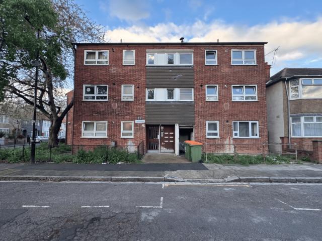Flat for sale in Little Ilford, Isle Of Man