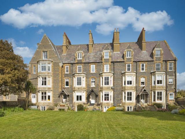 Flat for sale in West Cliff, Acol