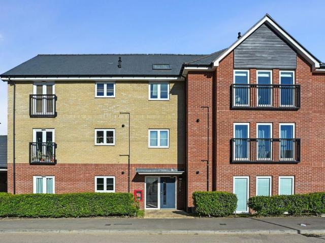 Flat for sale in Broomfield, Chelmsford