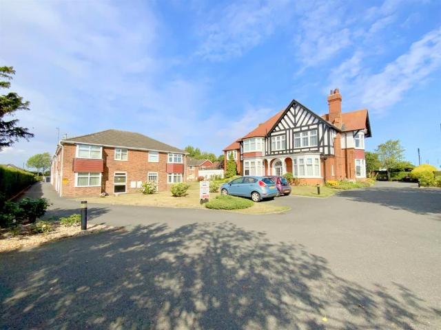 Flat for sale in Cleethorpes, North East Lincolnshire