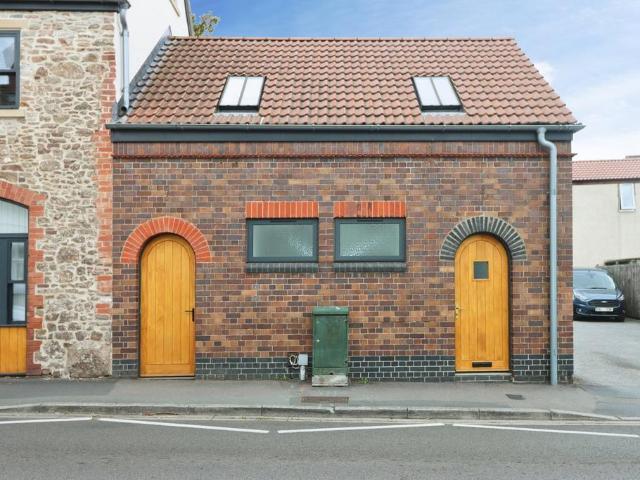 Flat for sale in Lower Morton, South Gloucestershire