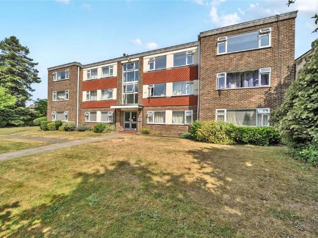 Flat for sale in Bickley, Greater London