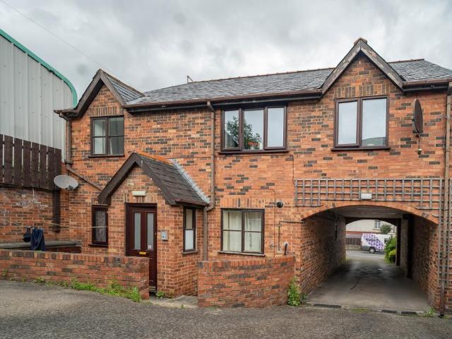 Flat for sale in Calcutt, Knaresborough