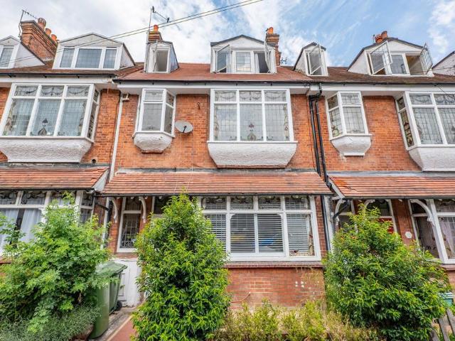 Flat for sale in St James, Sandown Park