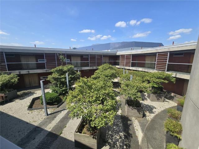 Flat for sale in Black Friars, Old Wharf