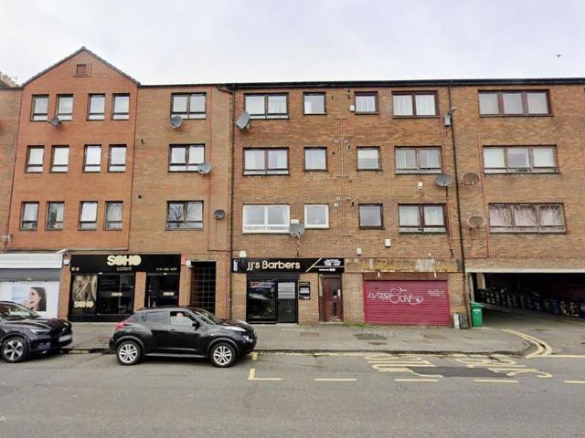 Flat for sale in Moorpark, Stanwix
