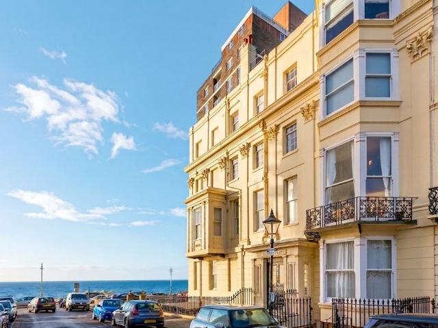 Flat for sale in Brunswick, Brighton & Hove