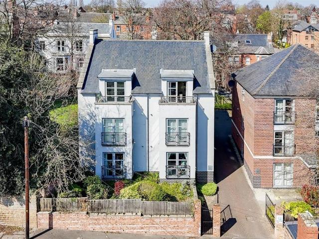 Flat for sale in Forest Fields, City of Nottingham