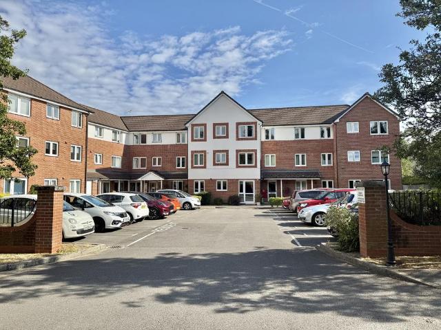 Flat for sale in West Moors