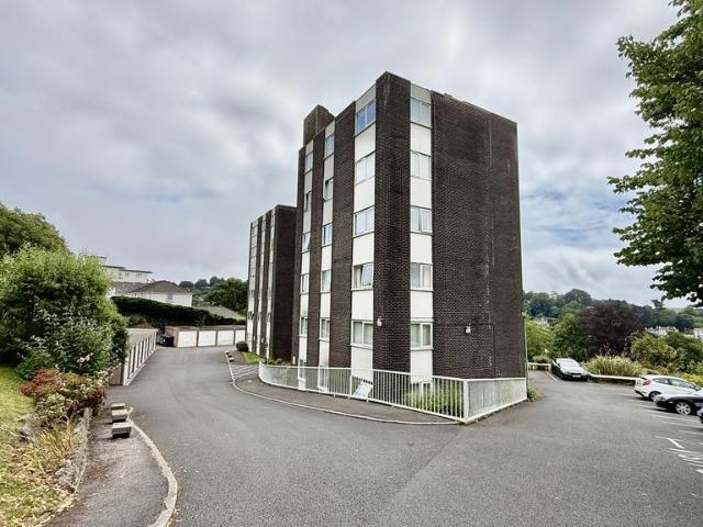 Flat for sale in Babbacombe