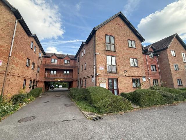 Flat for sale in Hill, Isle Of Man