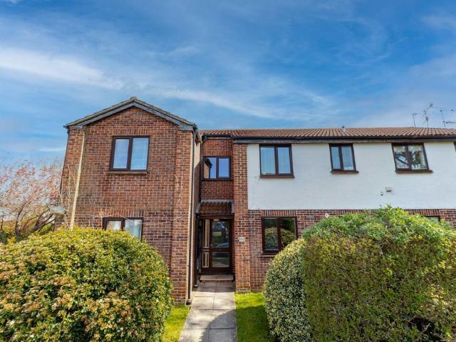 Flat for sale in Nailsea, North Somerset