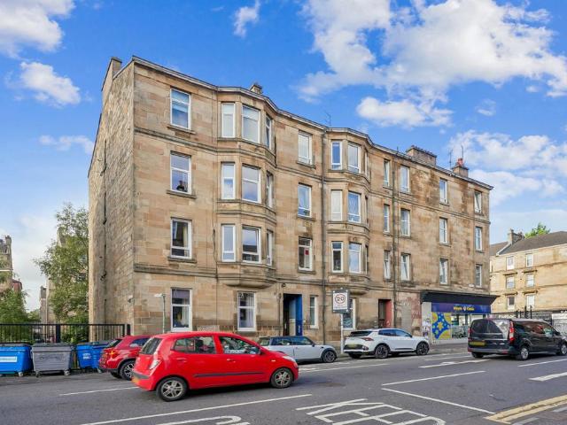 Flat for sale in Govanhill, Scotland