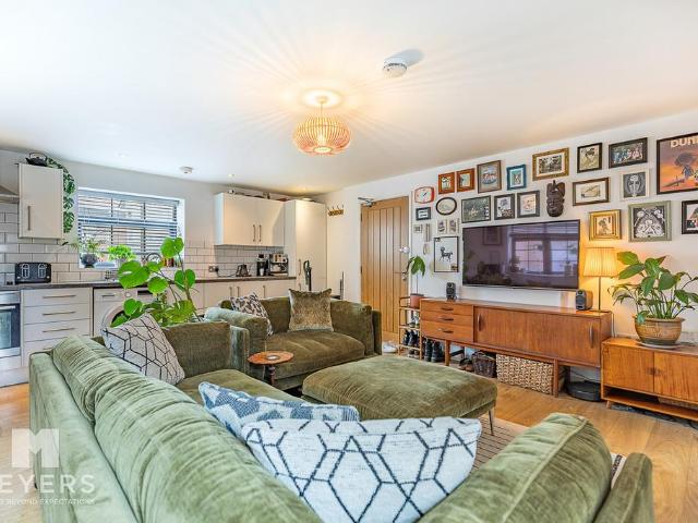 Flat for sale in Springbourne, Bournemouth