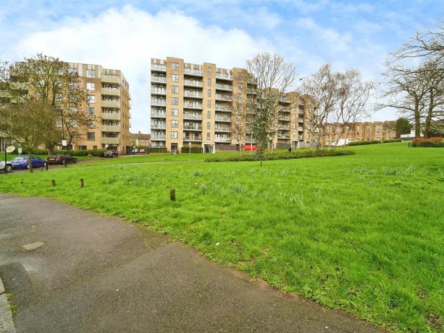Flat for sale in Sudbury, Greater London