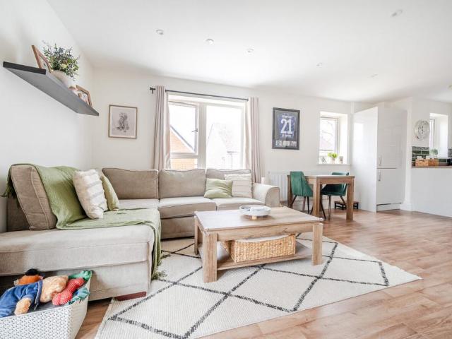 Flat for sale in Chichester, Littlecote