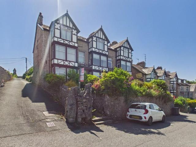 Flat for sale in Arnside