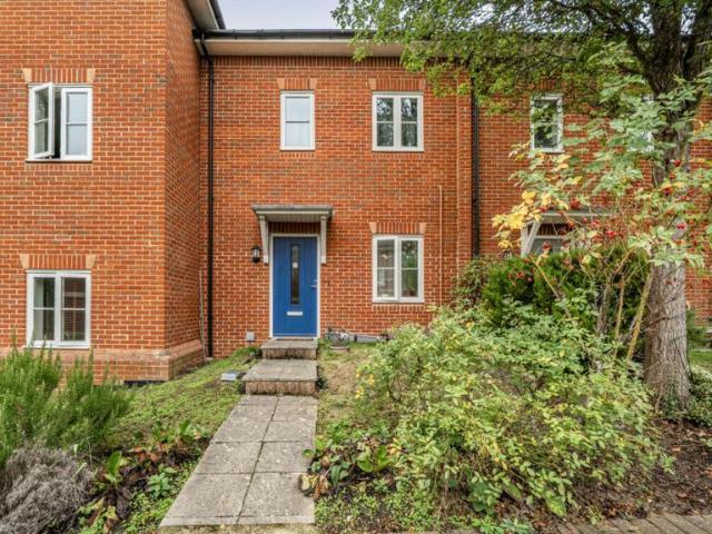 Flat for sale in Berrick Salome, Oxfordshire