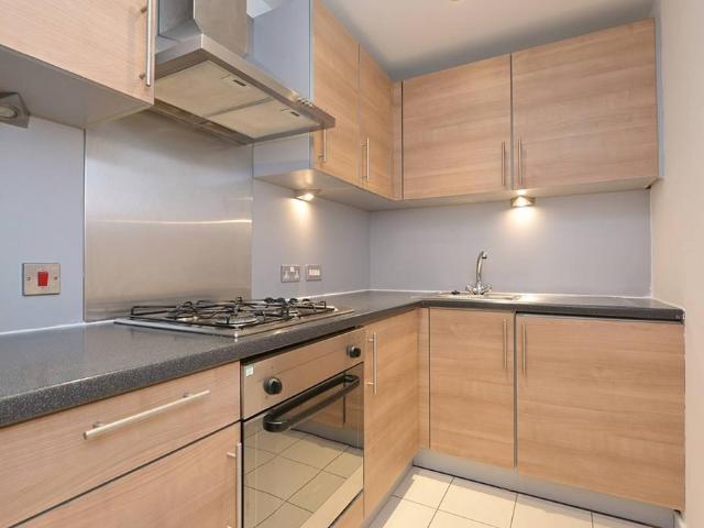 Flat for sale in Granton Harbour, Granton