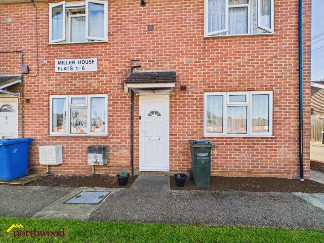 Flat for sale in Neithrop, Cherwell