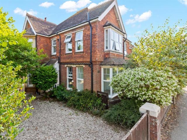 Flat for sale in Cross In Hand, East Sussex