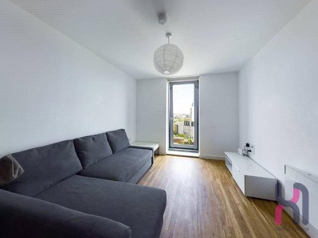 Flat for sale in Salford, Greater Manchester