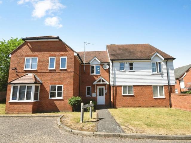 Flat for sale in Chelmsford, Essex