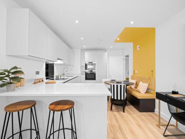 Flat for sale in E2, Cat Hill