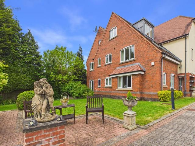 Flat for sale in Leyfields, Kettlebrook