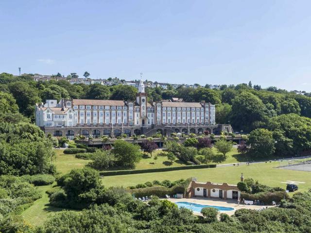 Flat for sale in Redcliffe Bay, Portishead