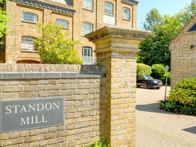 Flat for sale in Standon, Colliers End