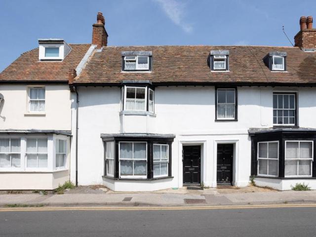 Flat for sale in Margate Old Town, Acol