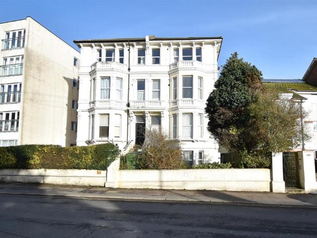 Flat for sale in Silverhill, Guestling Green