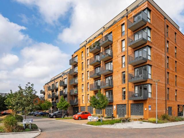 Flat for sale in Thorpe Hamlet, Norwich