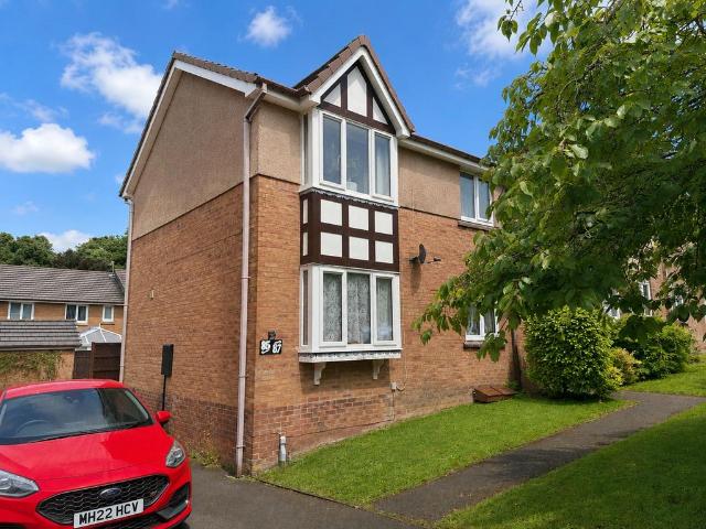 Flat for sale in Bailrigg, Bare