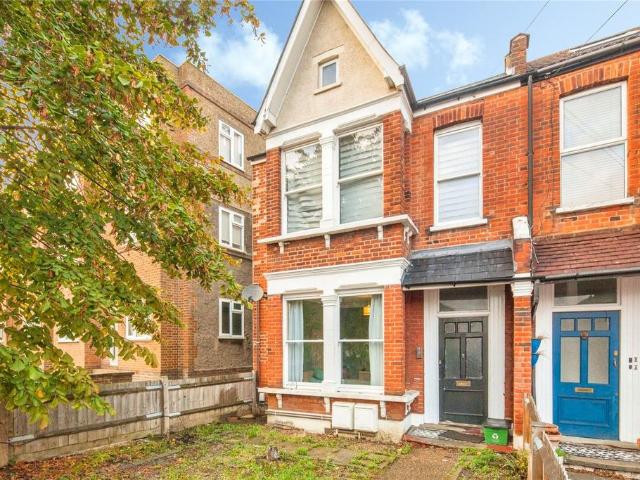 Flat for sale in Lower Sydenham, Greater London