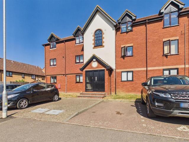 Flat for sale in Norton, Letchworth