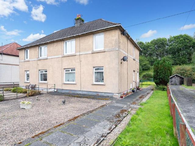 Flat for sale in Kilbirnie, Scotland